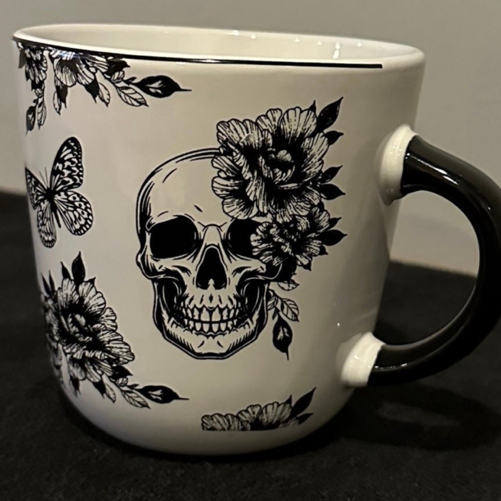Set of 2 Zrike Halloween Gothic Floral Butterfly Skull Mugs
